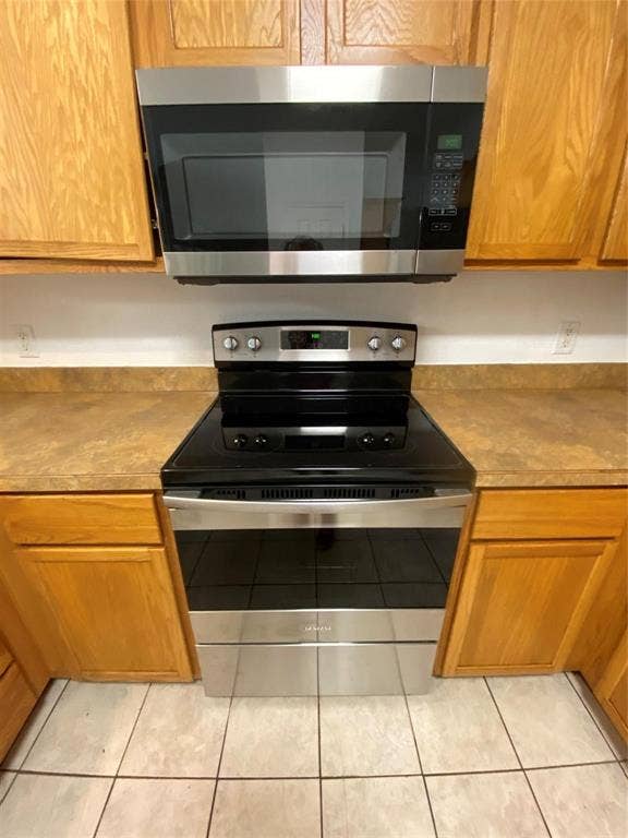 2212 Snake River Drive, Granbury, TX 76048 2212 Snake River Drive, Granbury, TX 76048
