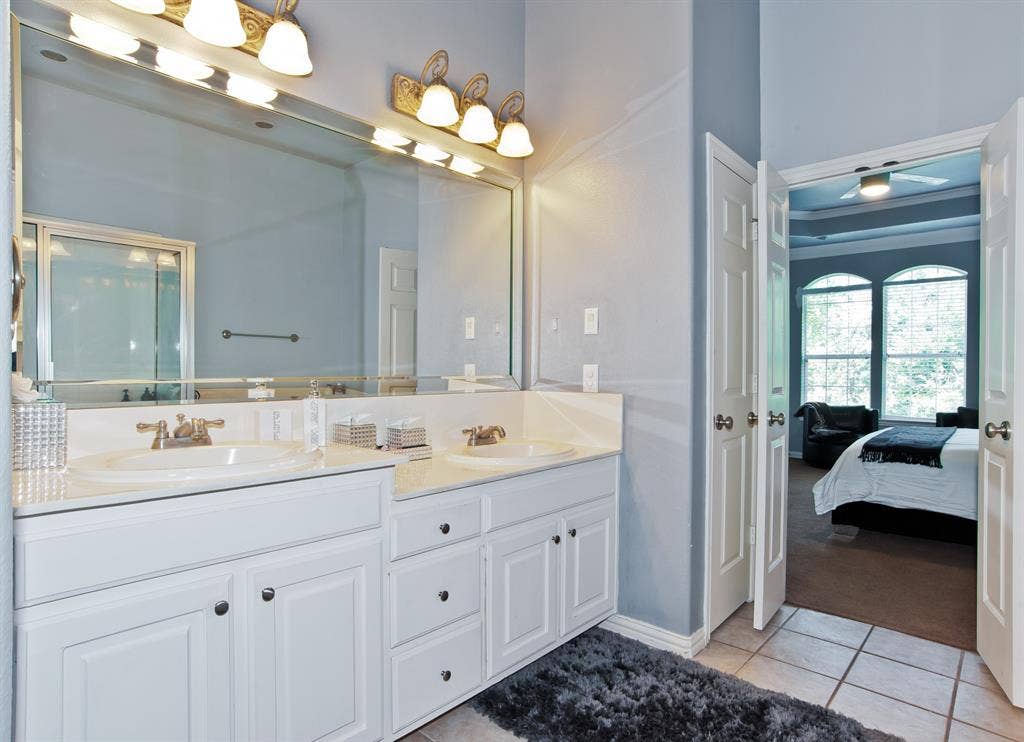 4208 Spyglass Hill Lane, Irving, TX 75038 4208 Spyglass Hill Lane, Irving, TX 75038