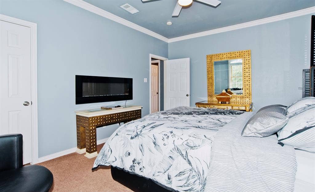 4208 Spyglass Hill Lane, Irving, TX 75038 4208 Spyglass Hill Lane, Irving, TX 75038