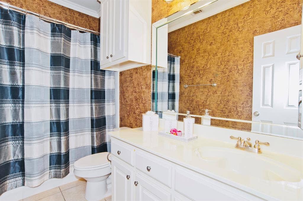 4208 Spyglass Hill Lane, Irving, TX 75038 4208 Spyglass Hill Lane, Irving, TX 75038