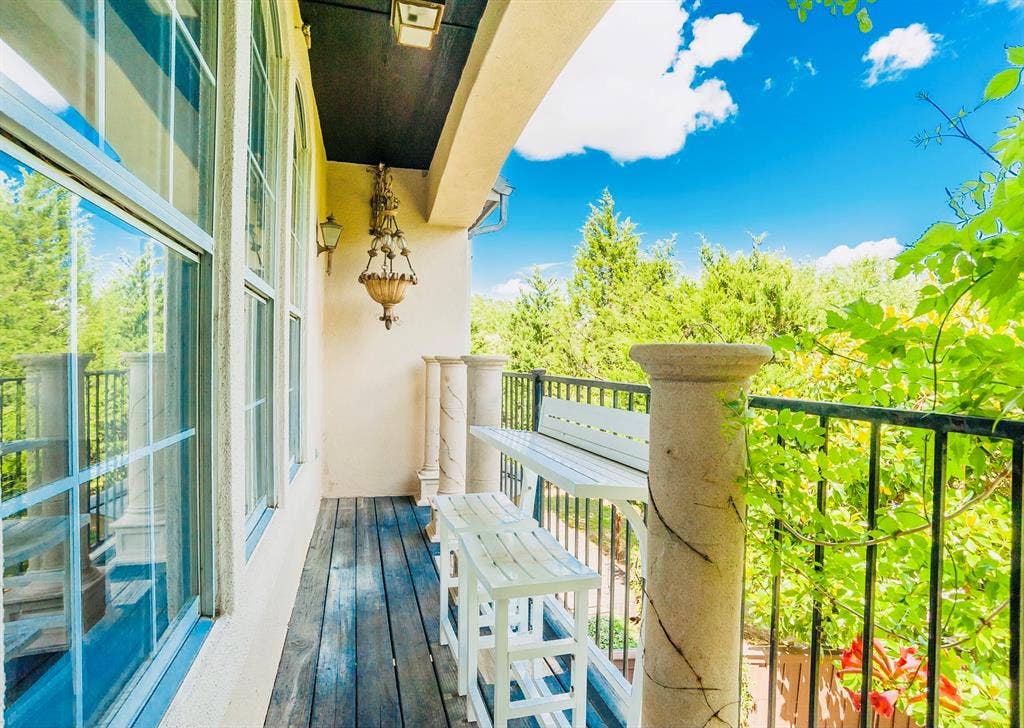 4208 Spyglass Hill Lane, Irving, TX 75038 4208 Spyglass Hill Lane, Irving, TX 75038