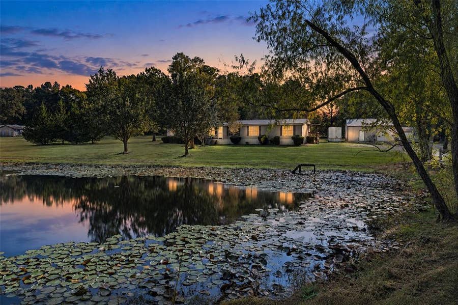 Property photo for 12181 Spring Street, Keithville, LA
