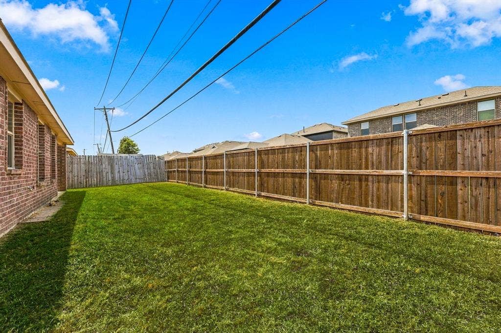 2515 Wynngate Drive, Seagoville, TX 75159