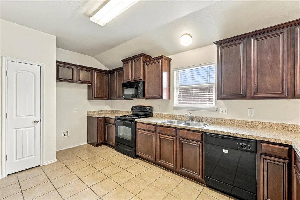 2515 Wynngate Drive, Seagoville, TX 75159