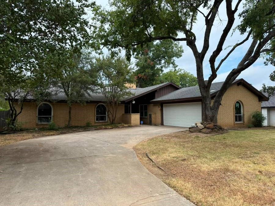 Property photo for 7317 Yolanda Drive, Fort Worth, TX