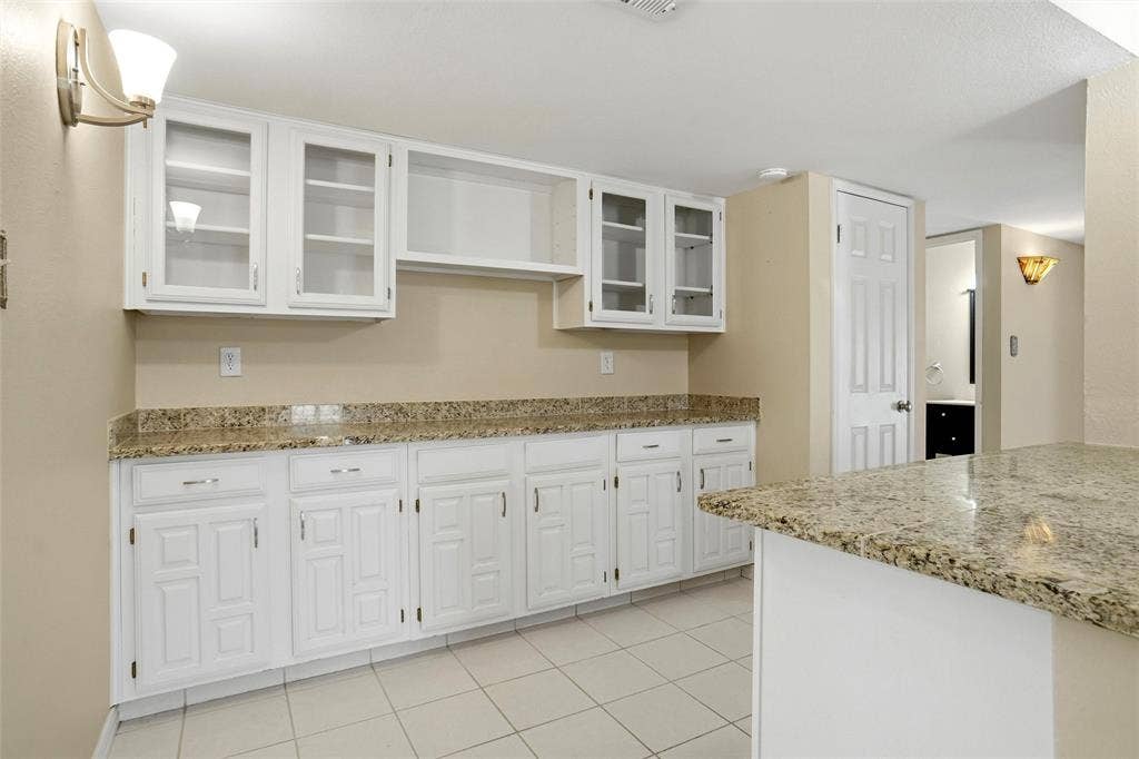 3701 Windsong Lane, Bedford, TX 76021