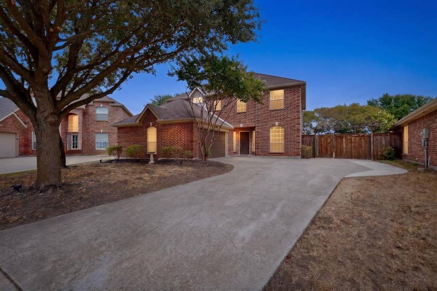 Property photo for 109 Evening Star Circle, Red Oak, TX