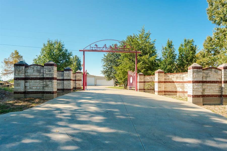 Property photo for 2548 Fm 857, Grand Saline, TX