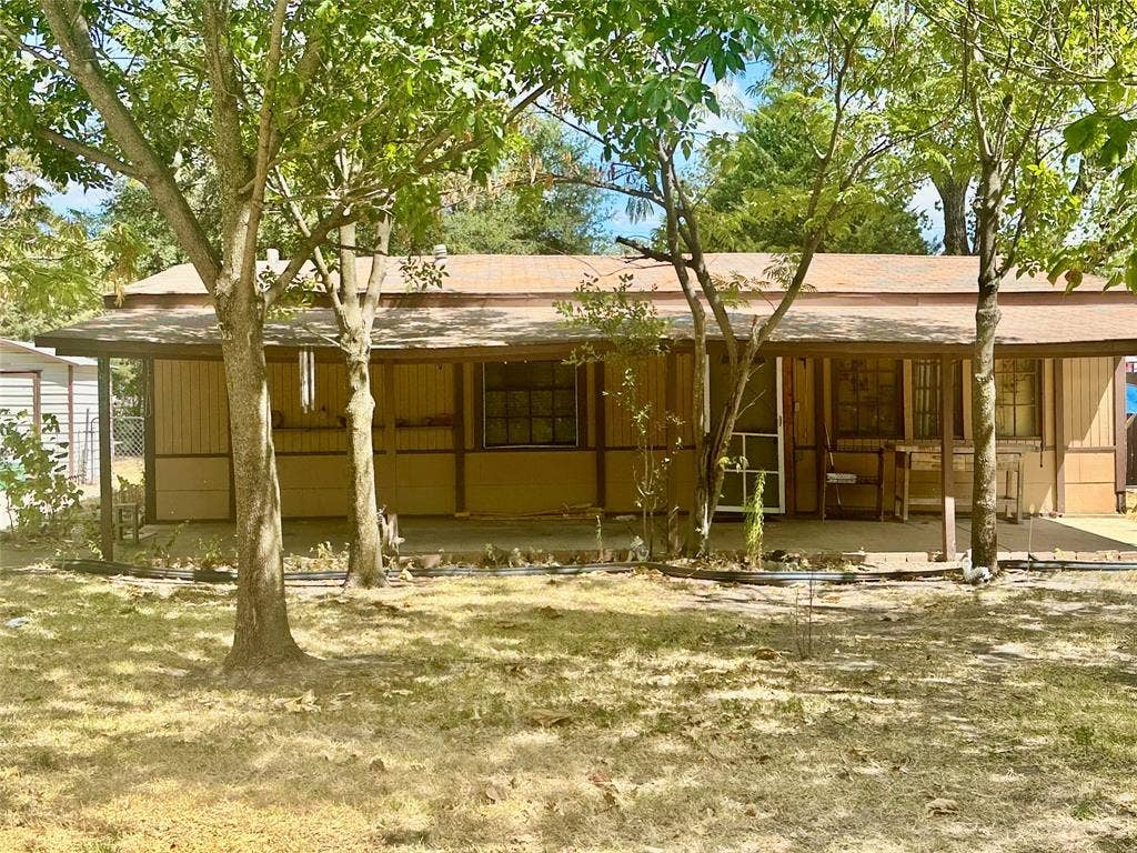 1310 Crest Park Drive, Mesquite, TX 75149 1310 Crest Park Drive, Mesquite, TX 75149