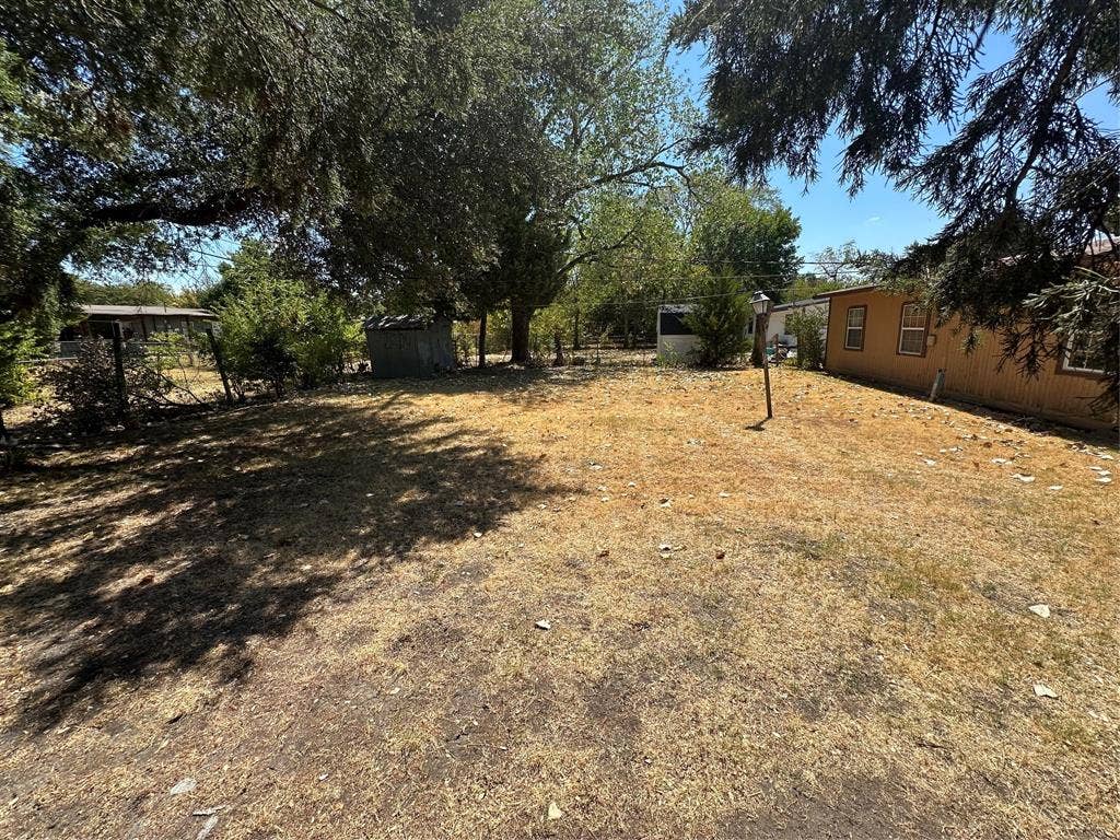 1310 Crest Park Drive, Mesquite, TX 75149 1310 Crest Park Drive, Mesquite, TX 75149