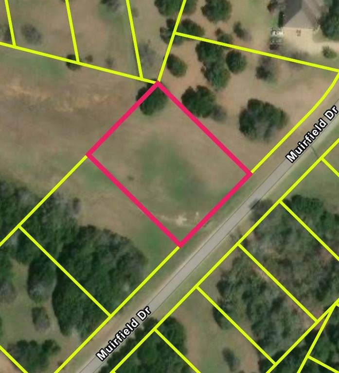Property photo for 7028 Muirfield Drive, Cleburne, TX