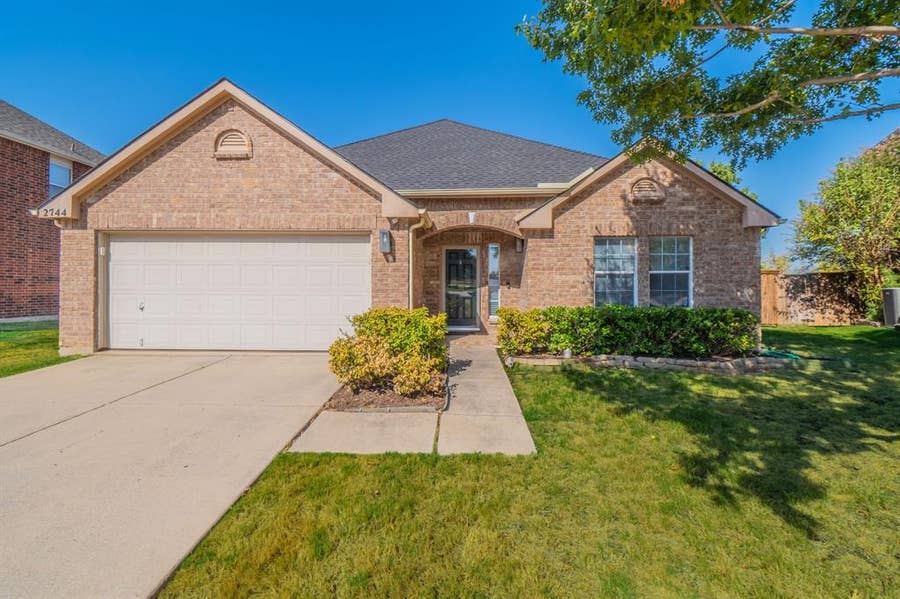 Property photo for 2744 Winterberry Lane, Little Elm, TX