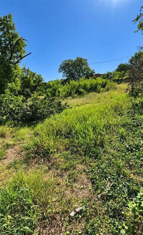 Property photo for 213 E Yucca, Weatherford, TX
