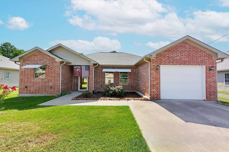 Property photo for 145 Tupelo, Pittsburg, TX