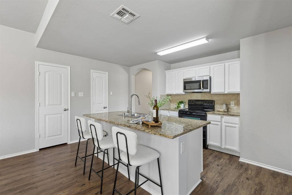 1610 Sorghum Drive, Princeton, TX 75407 1610 Sorghum Drive, Princeton, TX 75407