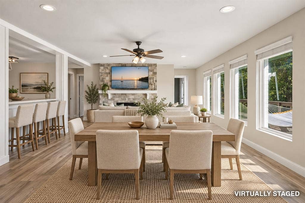 With a game room off of this room, you could easily make this space one big dining room for luxe entertaining.