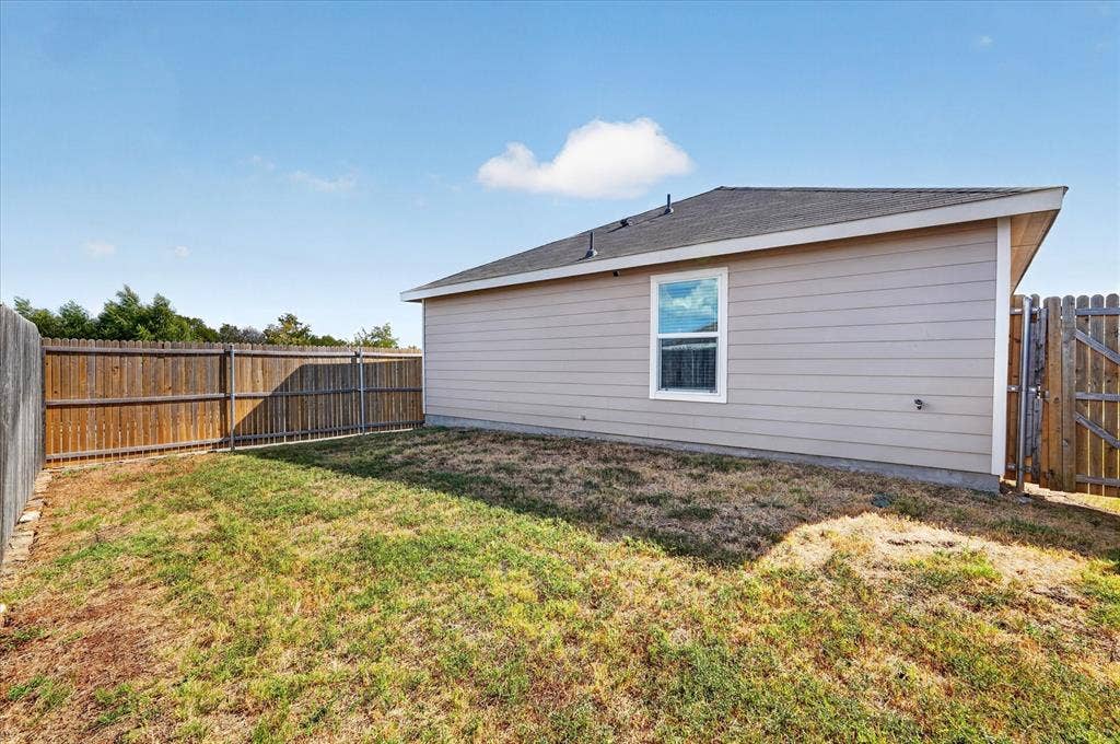2502 Coronado Way, Crandall, TX 75114