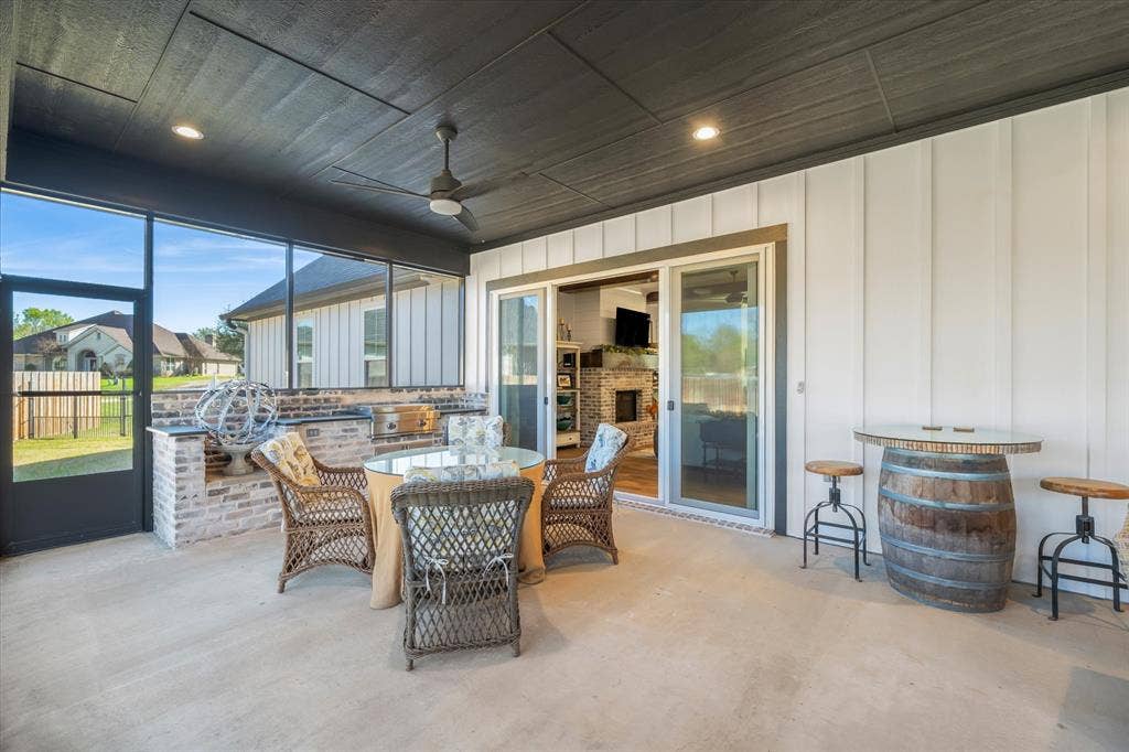 202 Winged Foot Drive, Hideaway, TX 75771 202 Winged Foot Drive, Hideaway, TX 75771