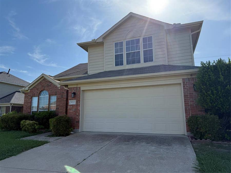 Property photo for 8212 Tavaros Drive, Plano, TX