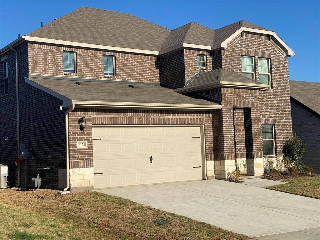 2129 Mustang Way, Seagoville, TX 75159