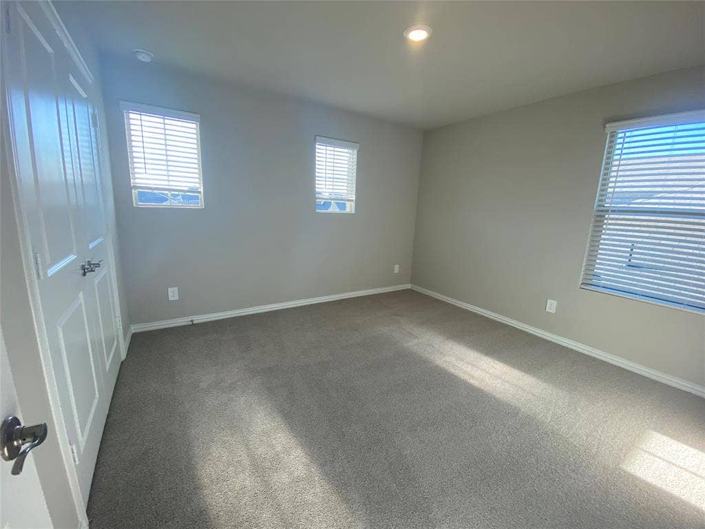 2129 Mustang Way, Seagoville, TX 75159