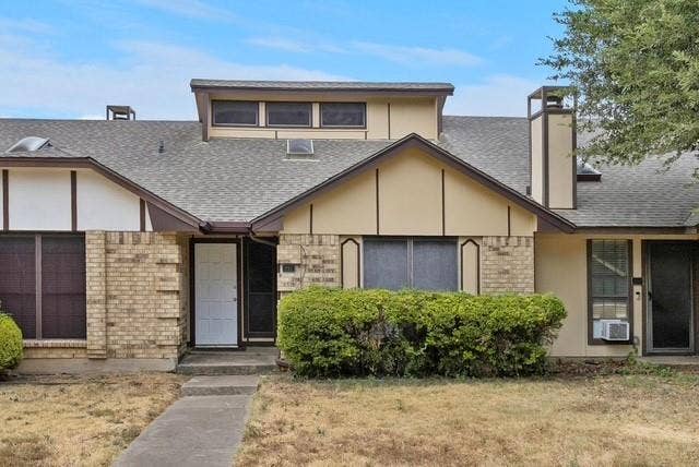 Property photo for 213 Hood Street, Cedar Hill, TX