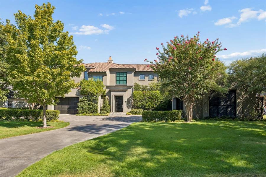 Property photo for 6107 Northwood Road, Dallas, TX