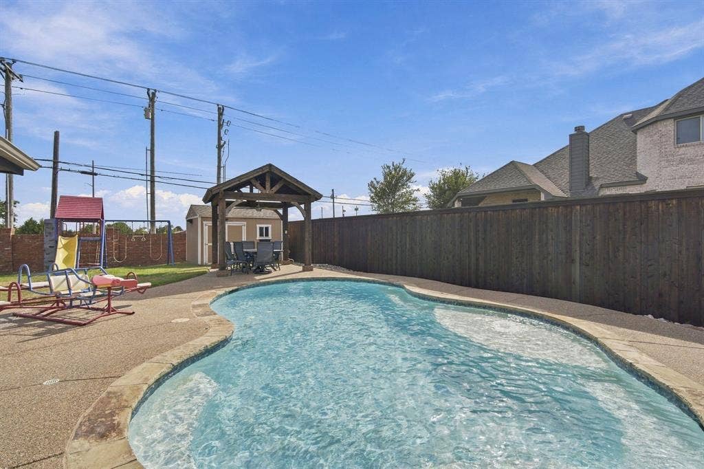 501 Branchwood Drive, Midlothian, TX 76065 501 Branchwood Drive, Midlothian, TX 76065