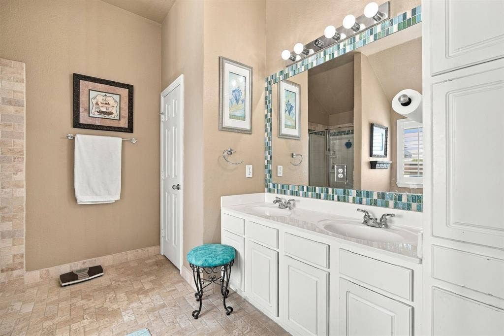 501 Branchwood Drive, Midlothian, TX 76065 501 Branchwood Drive, Midlothian, TX 76065