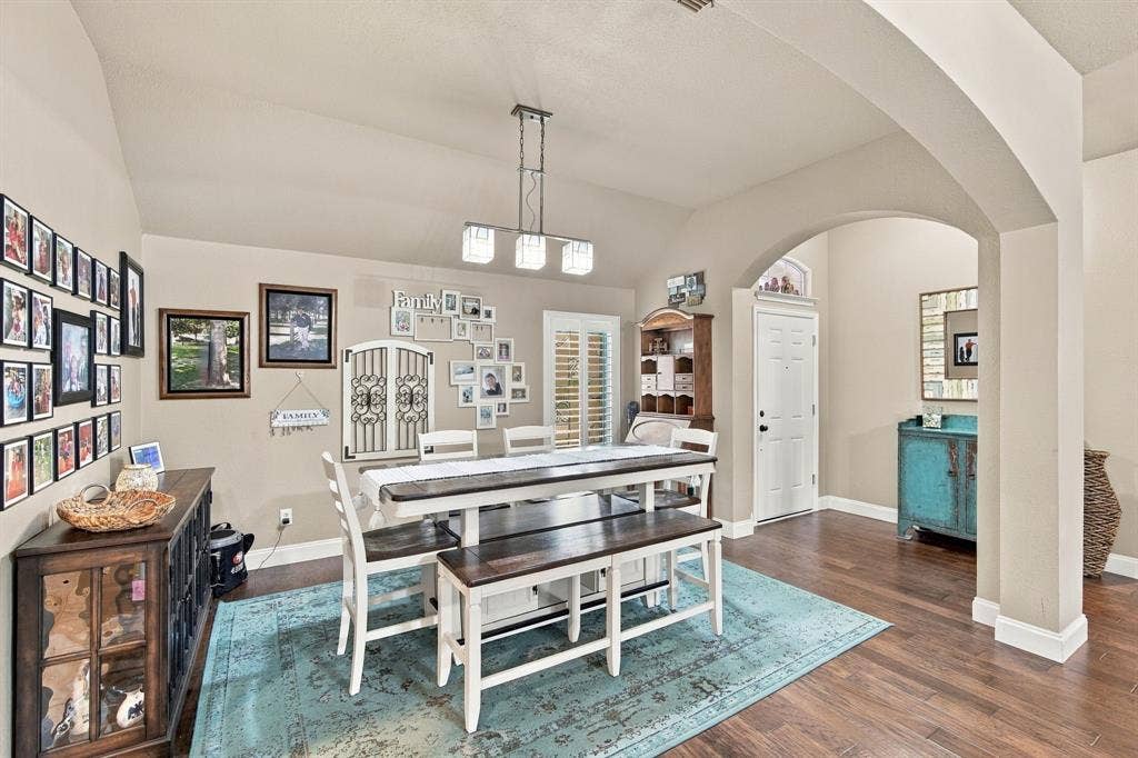 501 Branchwood Drive, Midlothian, TX 76065 501 Branchwood Drive, Midlothian, TX 76065