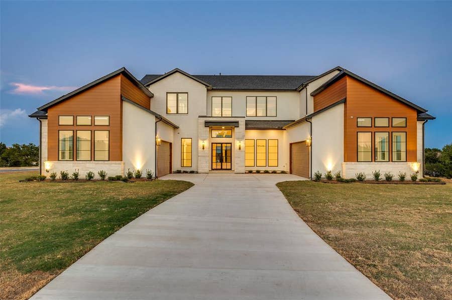 Property photo for 6842 Love Court, Mckinney, TX