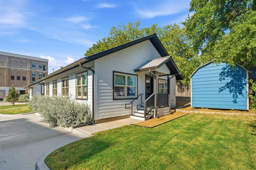 7274 Elm Street, Frisco, TX 75034 7274 Elm Street, Frisco, TX 75034