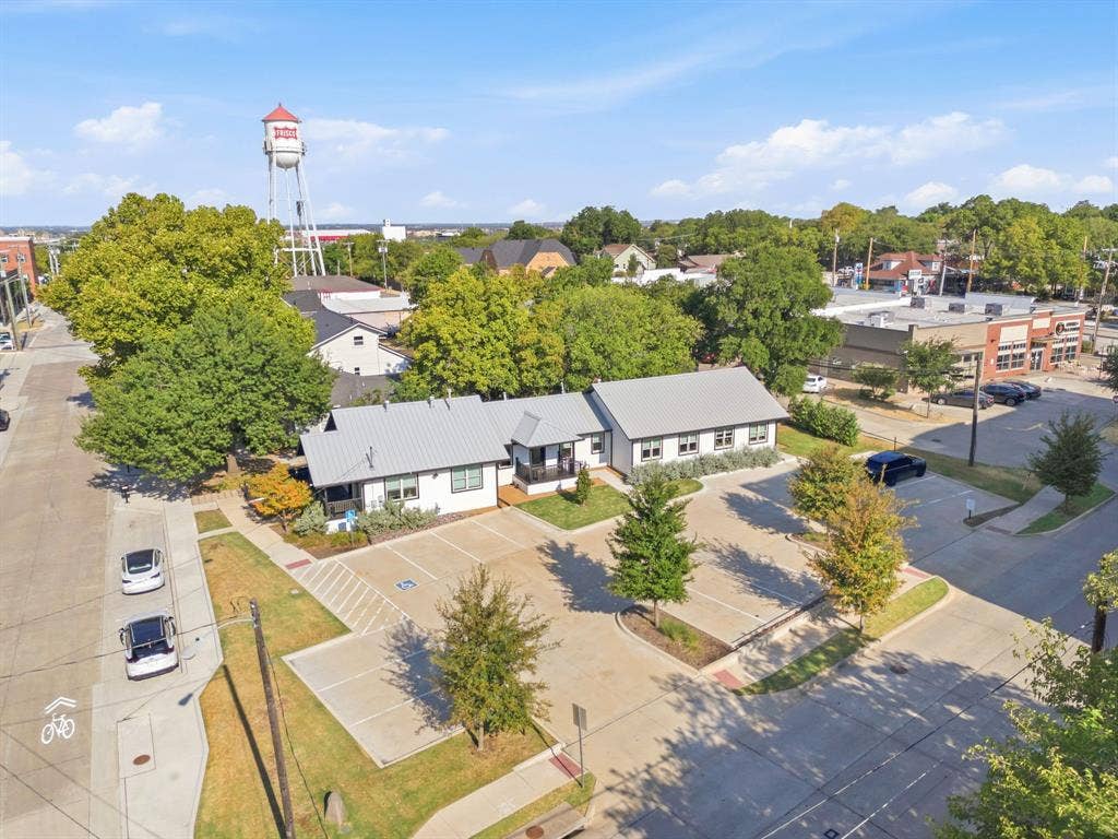 7274 Elm Street, Frisco, TX 75034 7274 Elm Street, Frisco, TX 75034