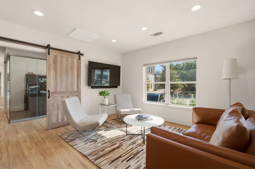 7274 Elm Street, Frisco, TX 75034 7274 Elm Street, Frisco, TX 75034