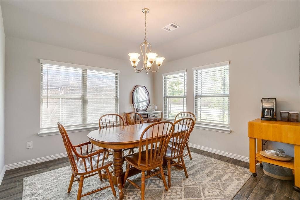 421 Escondido Street, Weatherford, TX 76087 421 Escondido Street, Weatherford, TX 76087