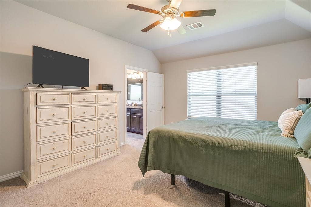 421 Escondido Street, Weatherford, TX 76087 421 Escondido Street, Weatherford, TX 76087