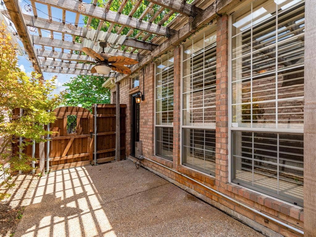 8129 Springmoss Drive, Plano, TX 75025