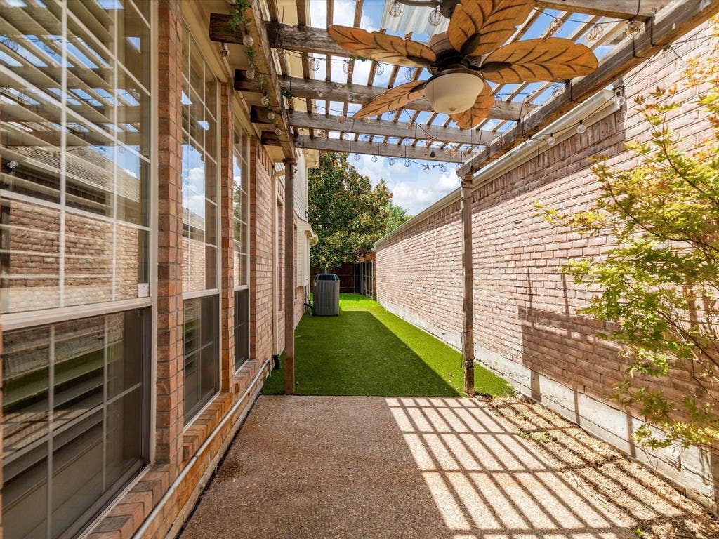 8129 Springmoss Drive, Plano, TX 75025