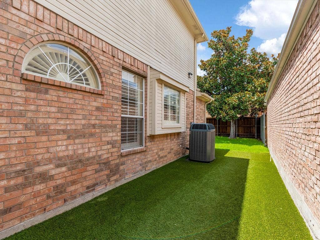 8129 Springmoss Drive, Plano, TX 75025