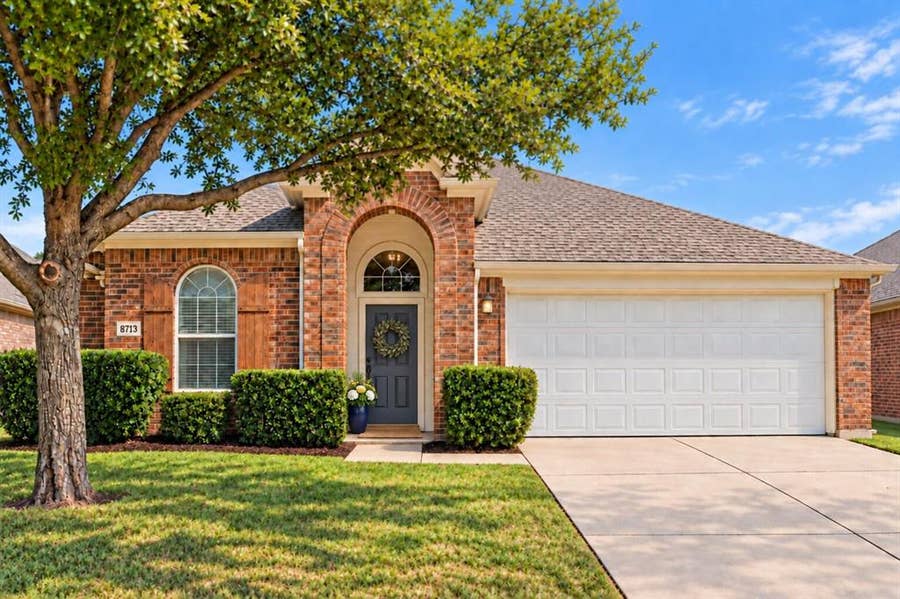 Property photo for 8713 Wagon Trail, Cross Roads, TX
