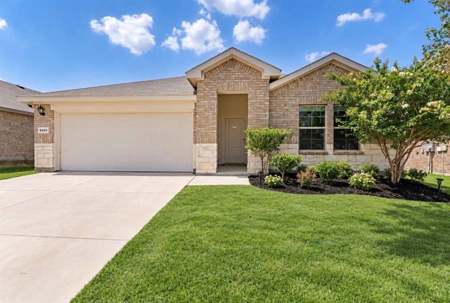 Property photo for 9441 Firedog Drive, Fort Worth, TX