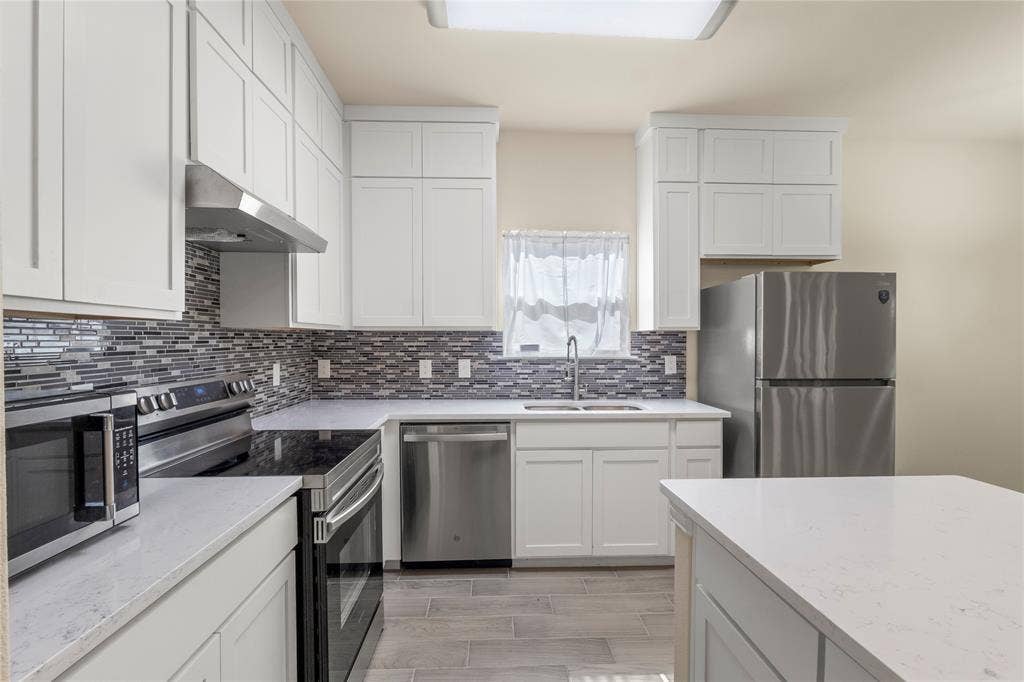 2959 Simpson Stuart Road, Dallas, TX 75241 2959 Simpson Stuart Road, Dallas, TX 75241