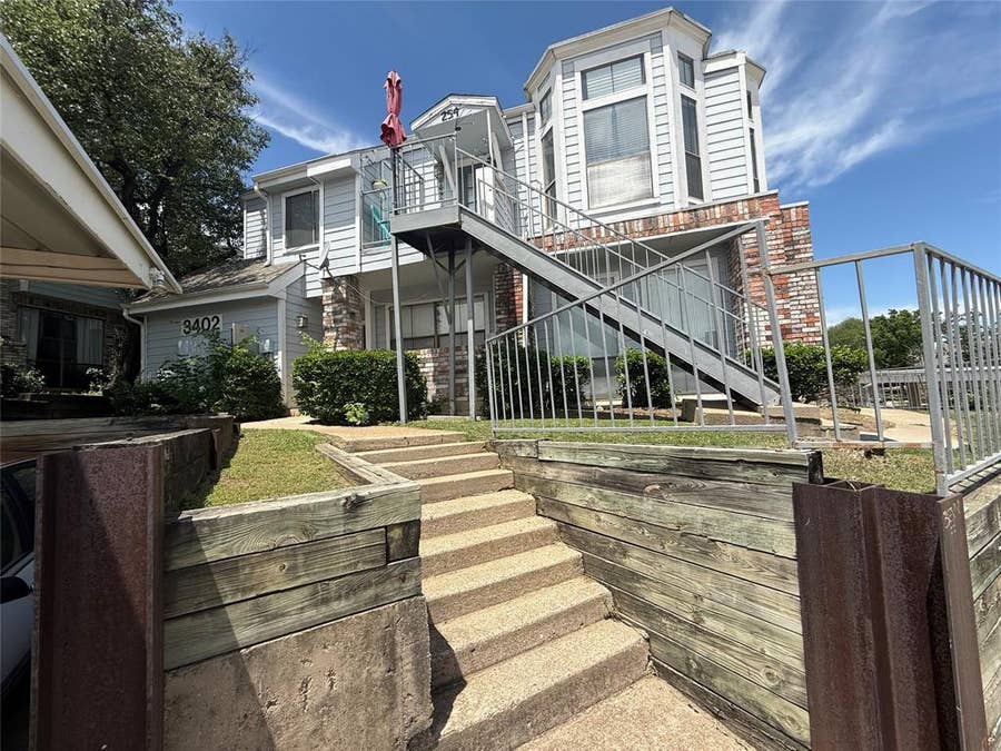 Property photo for 3402 Country Club Drive W, #154, Irving, TX