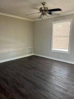 901 Davis Street, Grand Prairie, TX 75050 Living room upstairs unit with LPV
