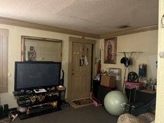 901 Davis Street, Grand Prairie, TX 75050 Front unit