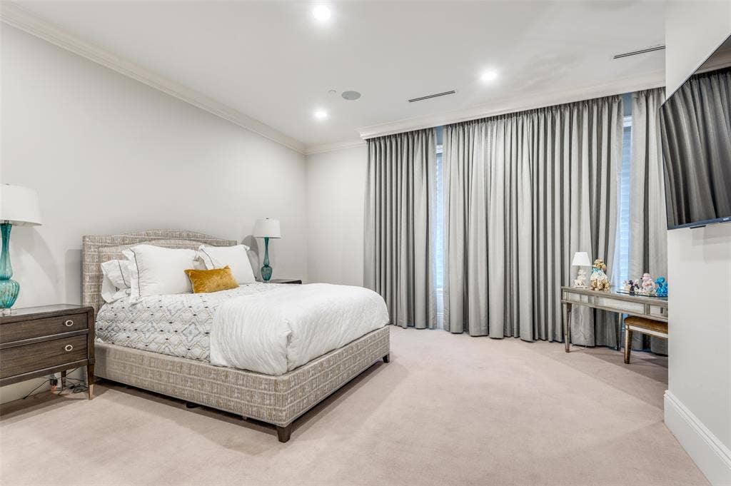 2801 Turtle Creek Boulevard, #3E, Dallas, TX 75219 2801 Turtle Creek Boulevard, #3E, Dallas, TX 75219