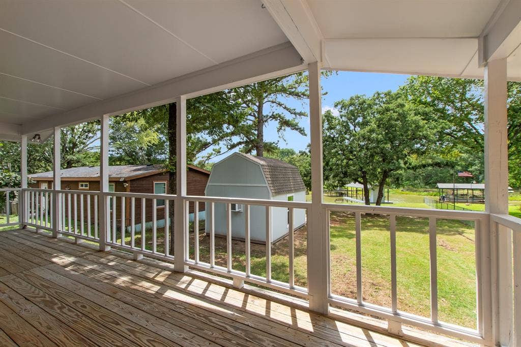178 Indian Gap Drive, Mabank, TX 75156 178 Indian Gap Drive, Mabank, TX 75156