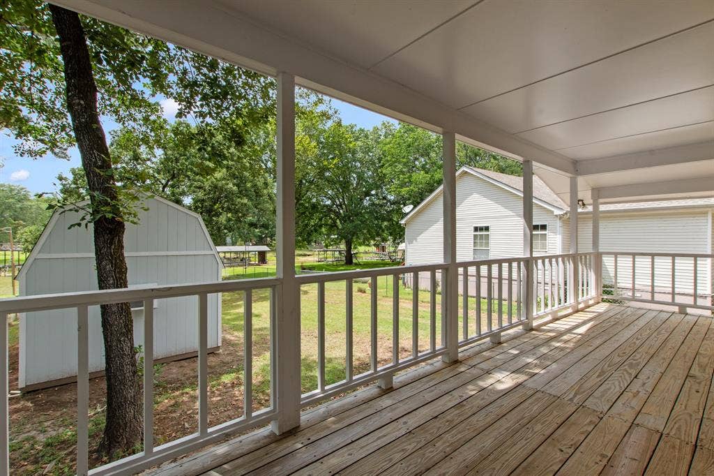 178 Indian Gap Drive, Mabank, TX 75156 178 Indian Gap Drive, Mabank, TX 75156
