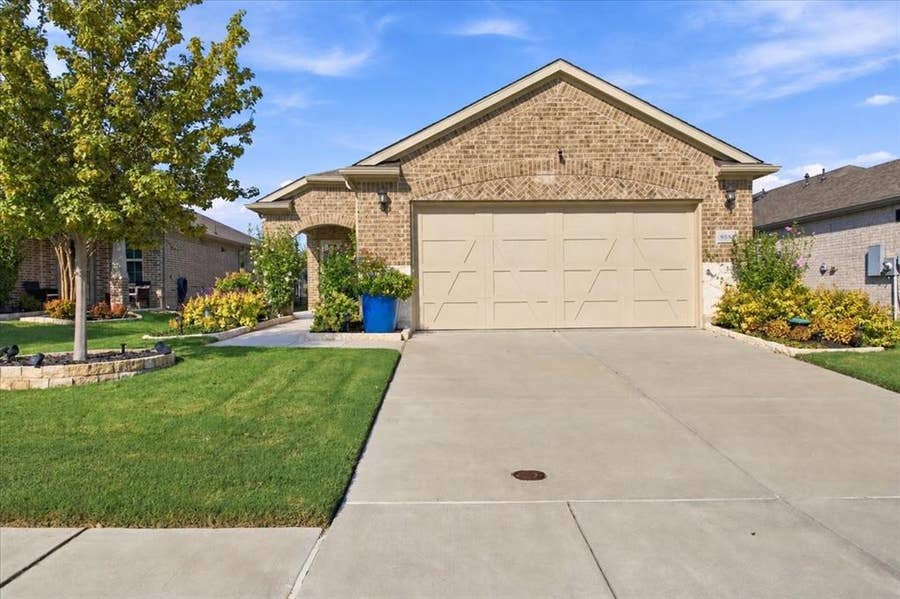 Property photo for 9513 Dusky Trail, McKinney, TX