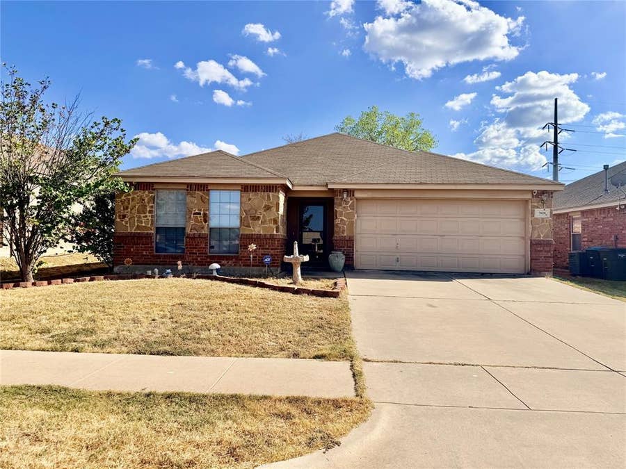 Property photo for 7028 Seton Hall Drive, Fort Worth, TX
